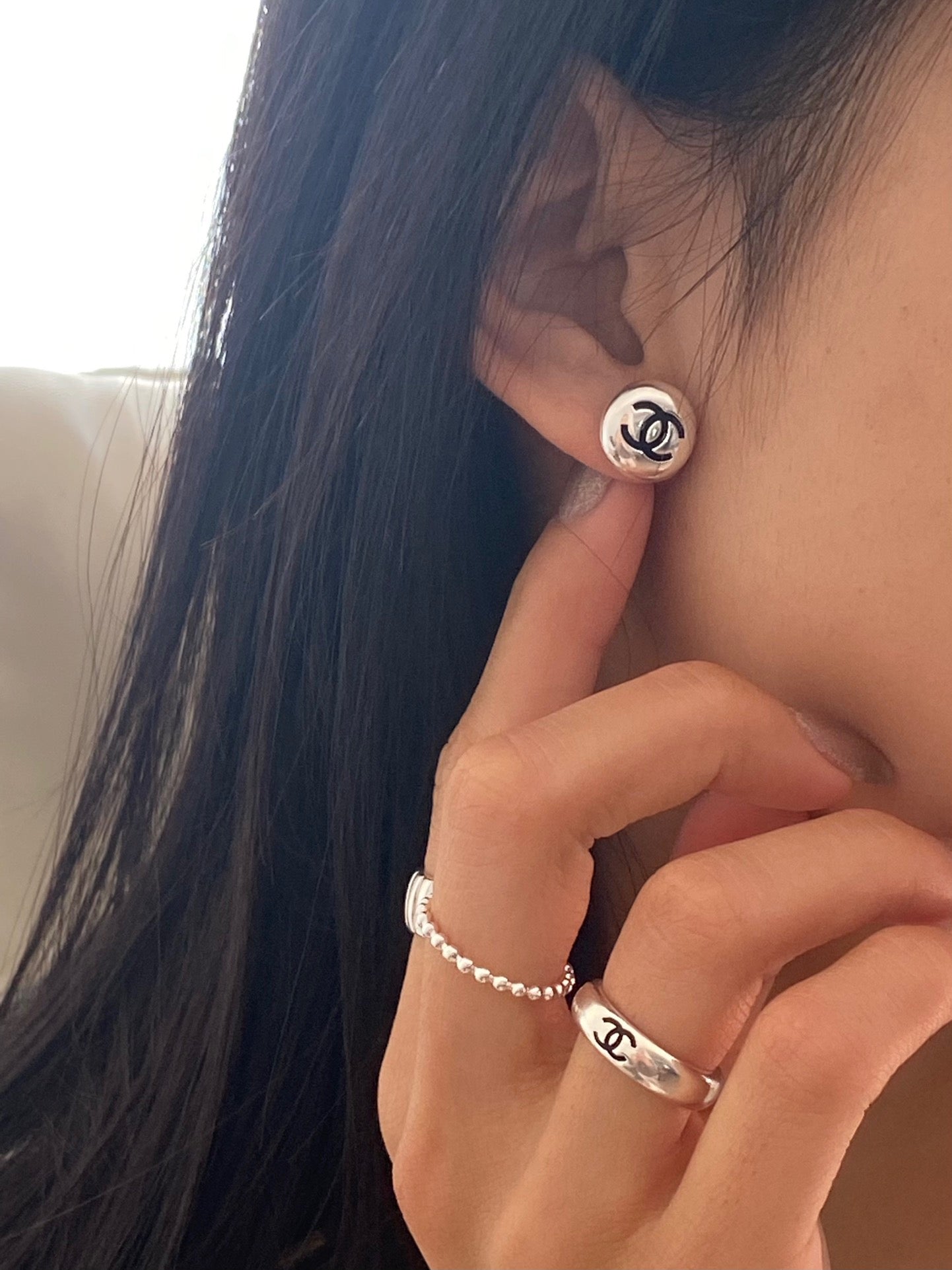 chanel mini cc stud earrings