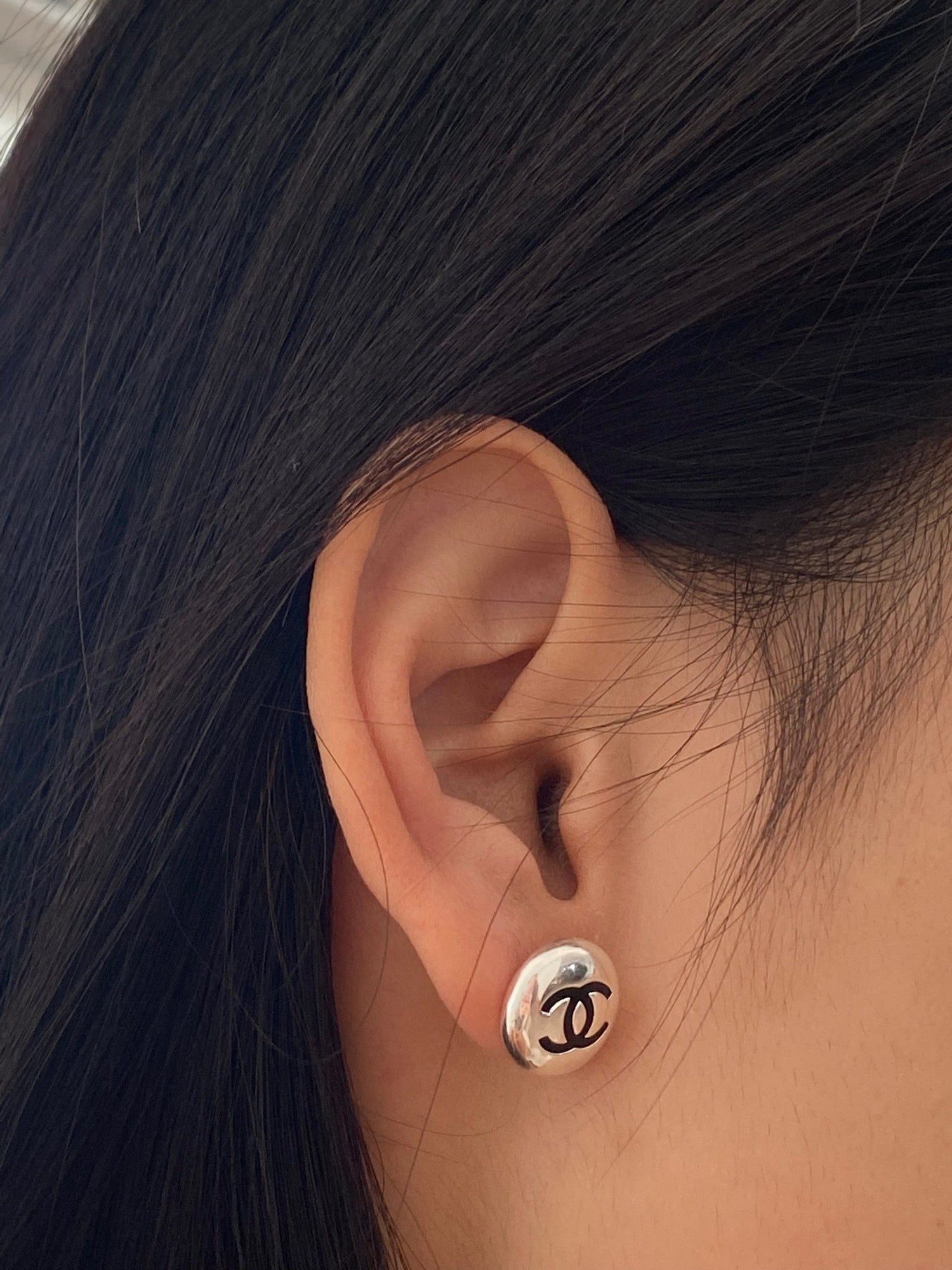 Chanel Crystal CC logo earring studs – LLBazar