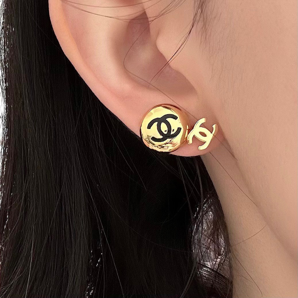 stud gold chanel earrings vintage